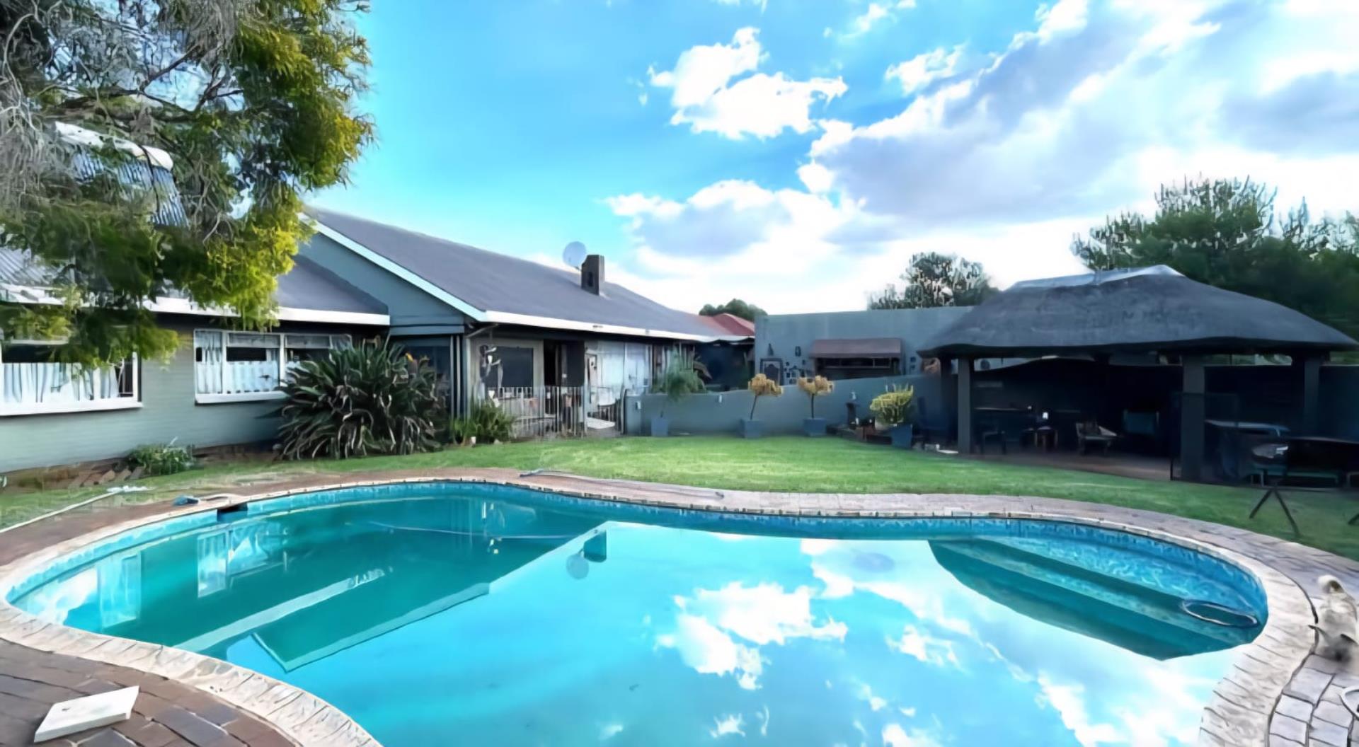 4 Bedroom House for Sale - Gauteng
