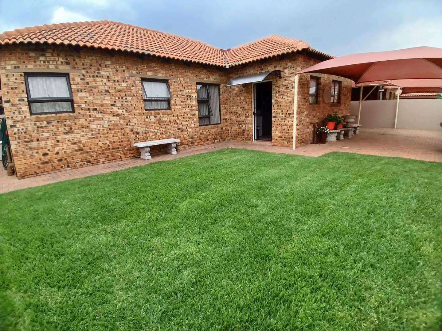 3 Bedroom Townhouse for Sale - Gauteng