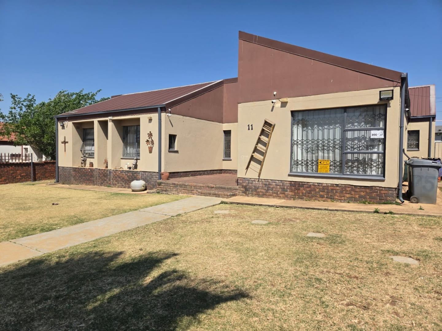 4 Bedroom House for Sale - Gauteng
